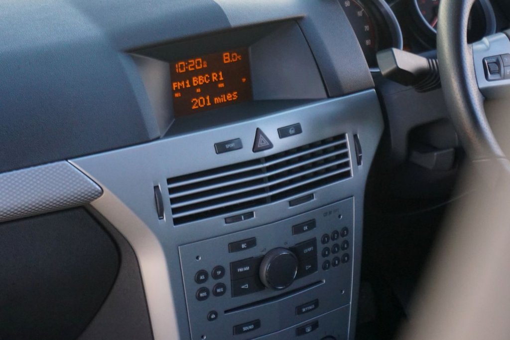 Used Vauxhall Astra 2009 for sale - 77355603: Photo 26