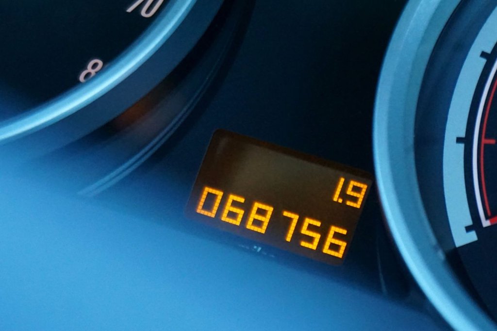 Used Vauxhall Astra 2009 for sale - 77355603: Photo 3