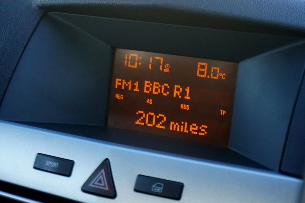 Used Vauxhall Astra 2009 for sale - 77355603: Photo 30