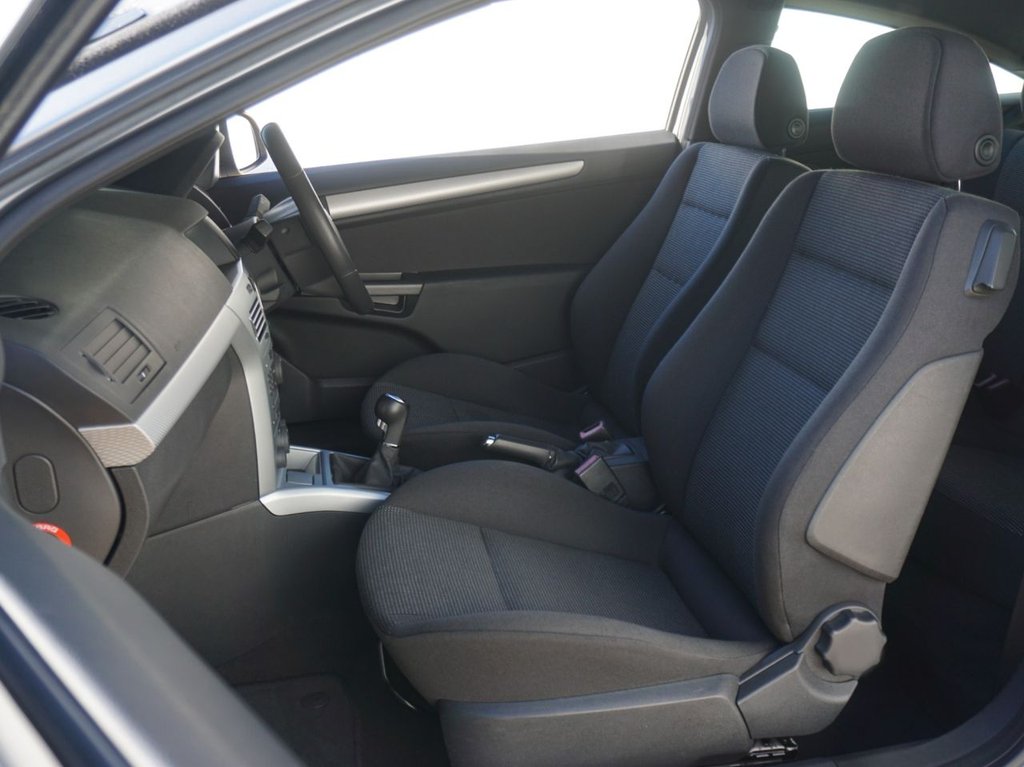 Used Vauxhall Astra 2009 for sale - 77355603: Photo 9