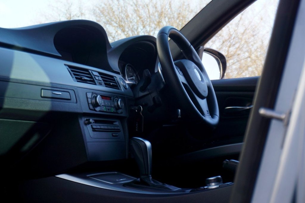 Used BMW 3 Series 2011 for sale - 78082546: Photo 22