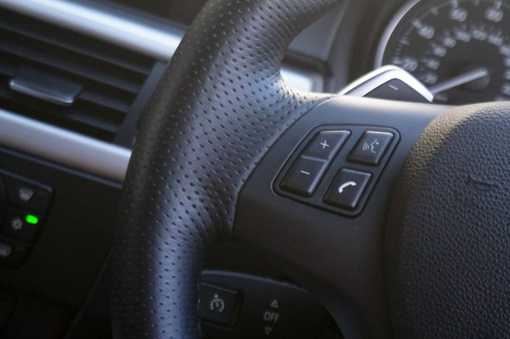 Used BMW 3 Series 2011 for sale - 78082546: Photo 37