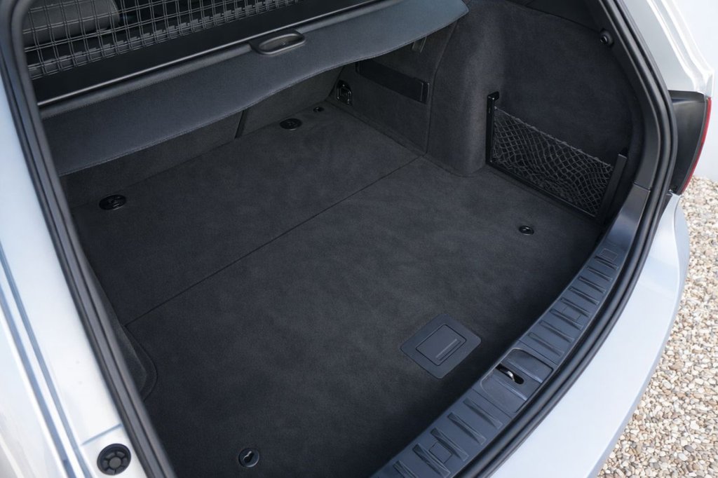 Used BMW 3 Series 2011 for sale - 78082546: Photo 46