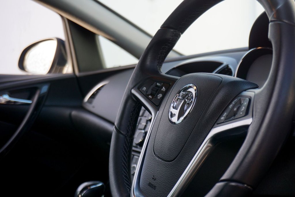 Used Vauxhall Astra 2015 for sale - 77427789: Photo 19