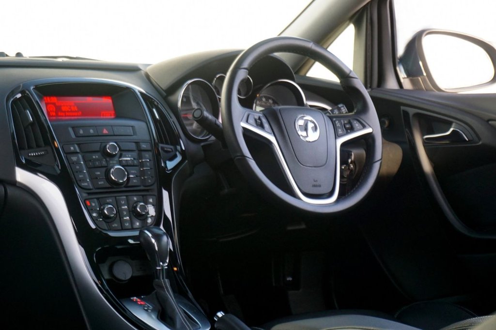 Used Vauxhall Astra 2015 for sale - 77427789: Photo 22
