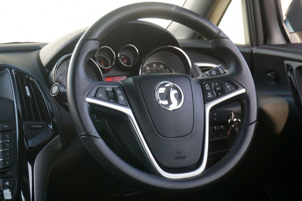 Used Vauxhall Astra 2015 for sale - 77427789: Photo 28