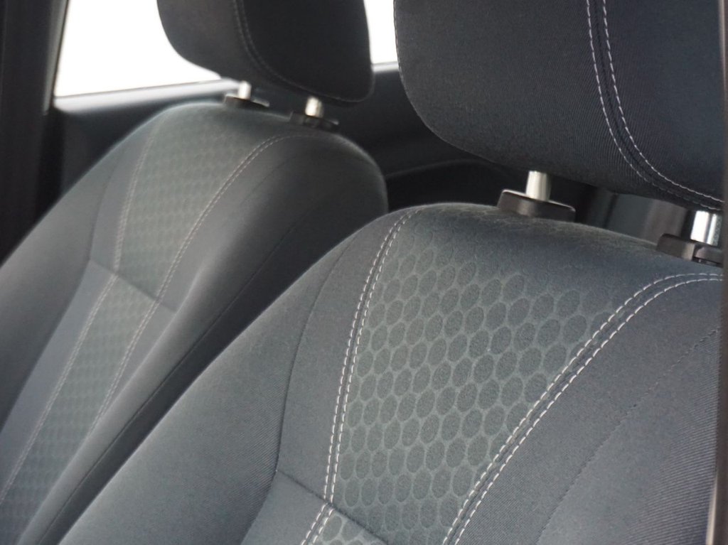 Used Ford Fiesta 2011 for sale - 77360237: Photo 10