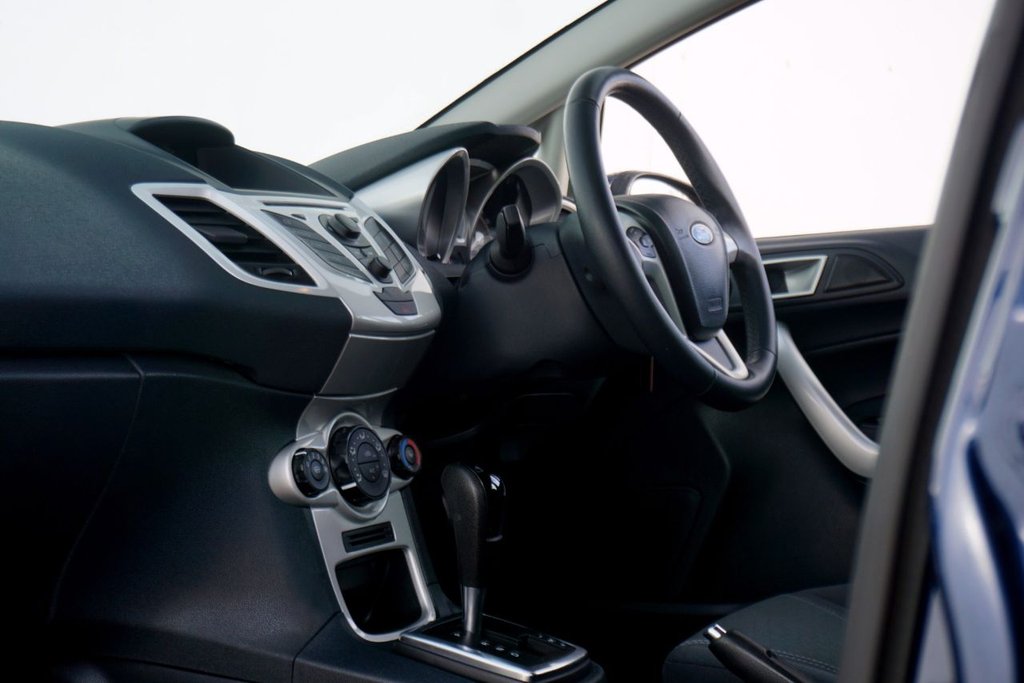 Used Ford Fiesta 2011 for sale - 77360237: Photo 23