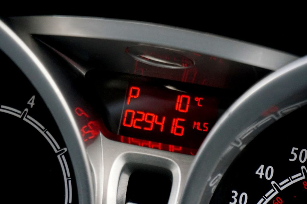 Used Ford Fiesta 2011 for sale - 77360237: Photo 38