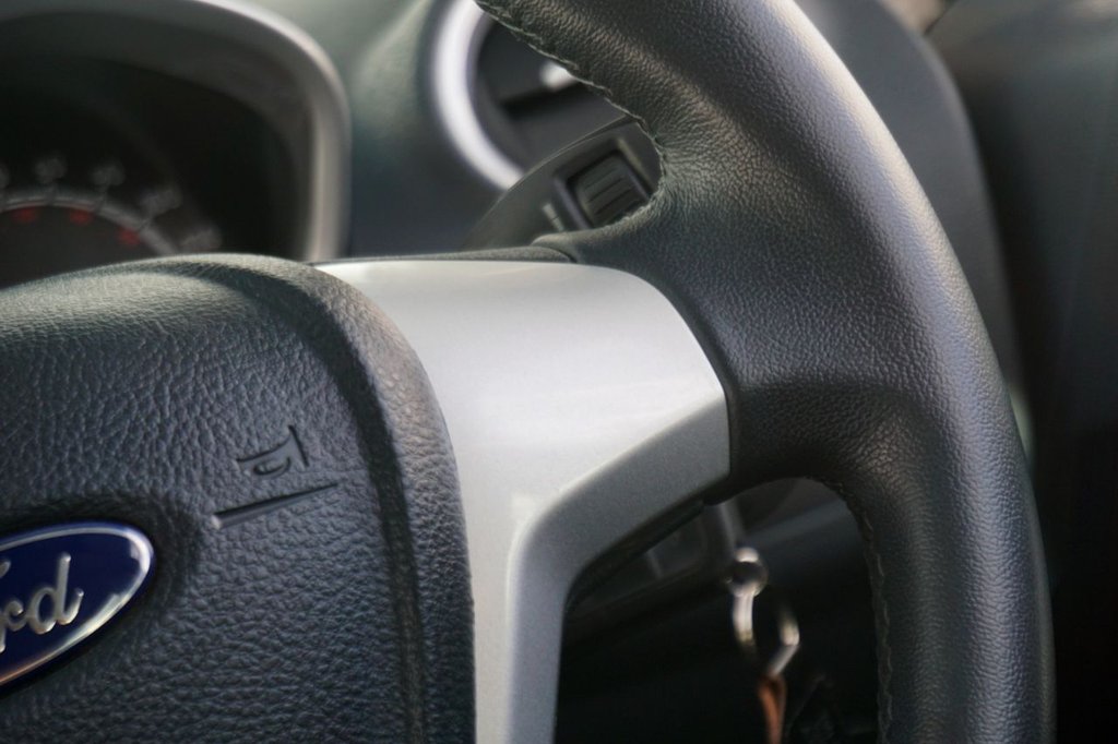 Used Ford Fiesta 2011 for sale - 77360237: Photo 40