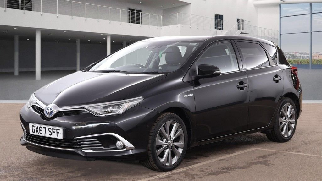 Used Toyota Auris 2017 for sale - 77990925: Photo 2