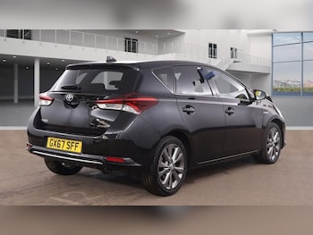 Used Toyota Auris 2017 for sale - 77990925: Photo