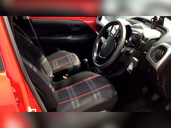 Used Peugeot 108 2016 for sale - 79571679: Photo