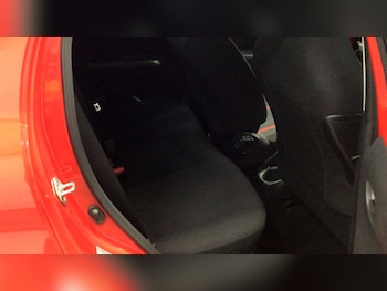 Used Peugeot 108 2016 for sale - 79571679: Photo