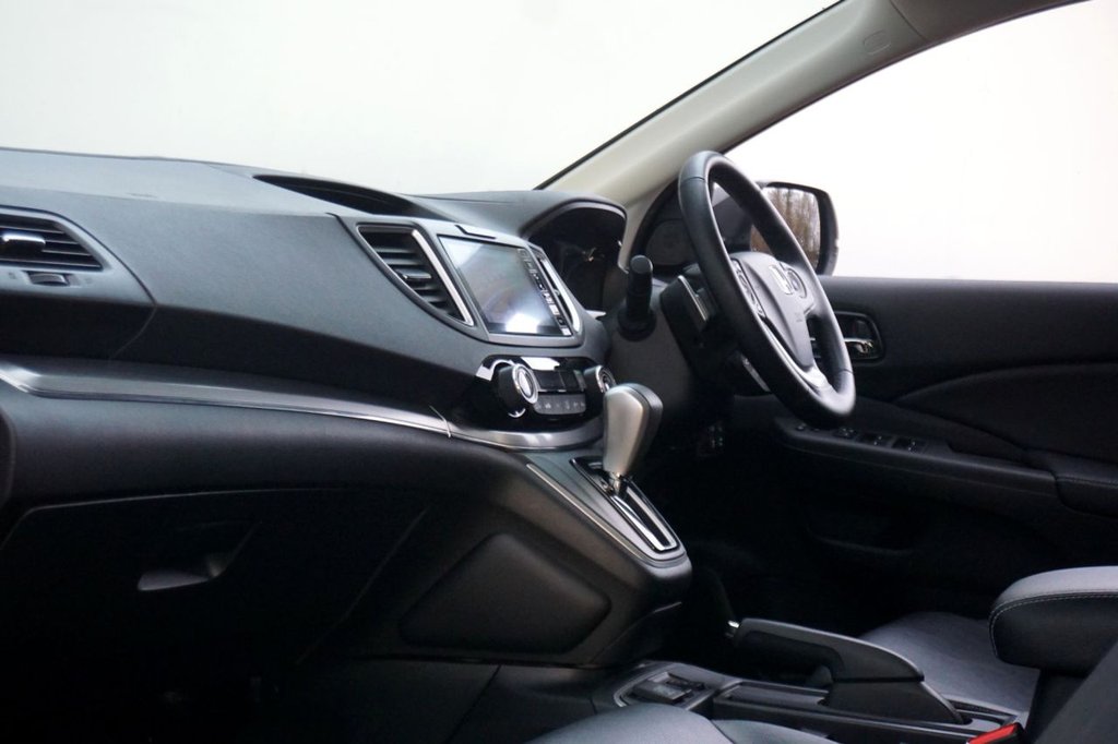 Used Honda CR-V 2017 for sale - 76973579: Photo 25