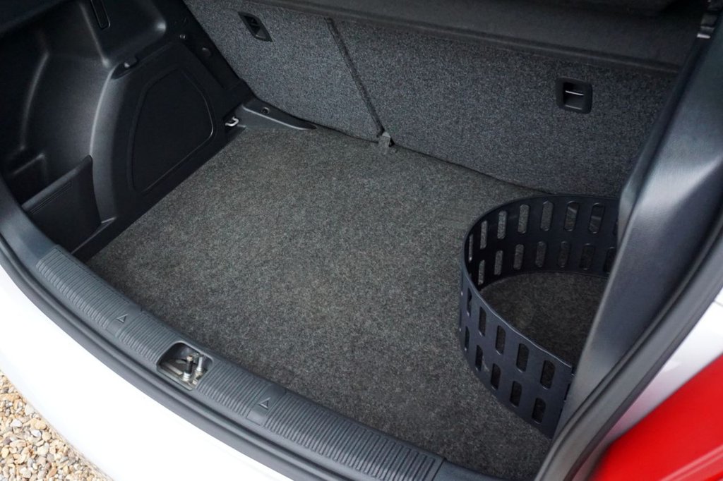 Used Skoda Fabia 2013 for sale - 77288116: Photo 36