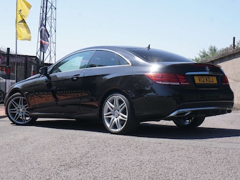 Used Mercedes-Benz E Class 2016 for sale - 79392169: Photo