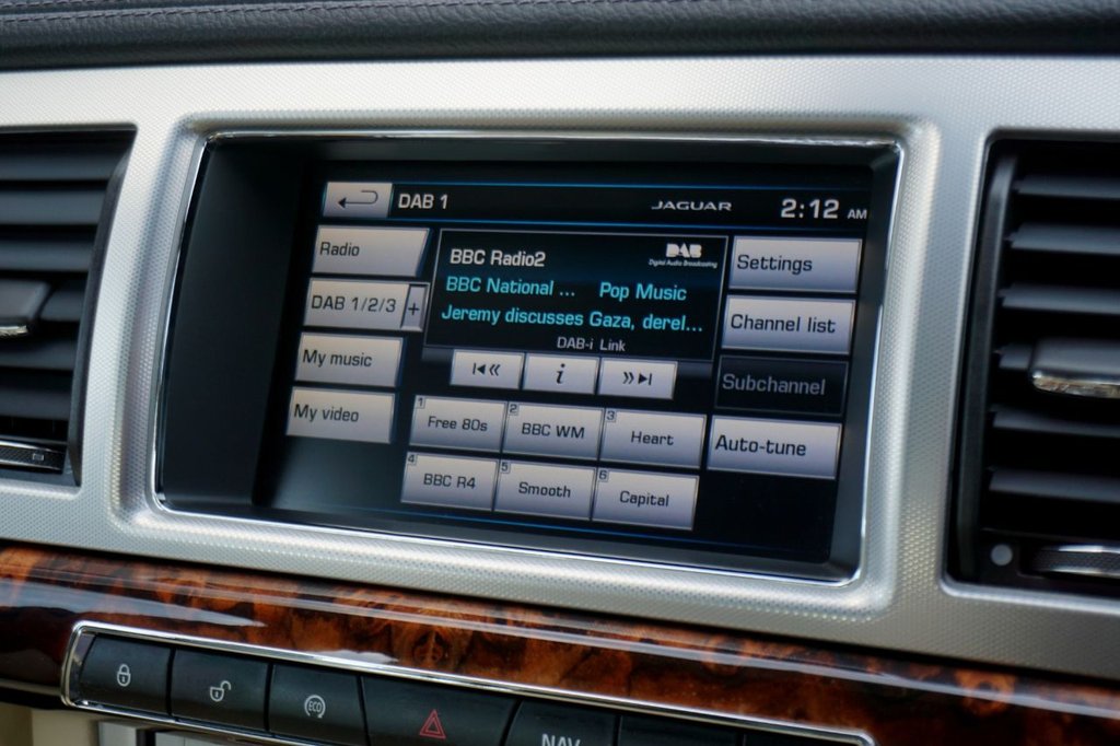 Used Jaguar XF 2014 for sale - 76797597: Photo 33