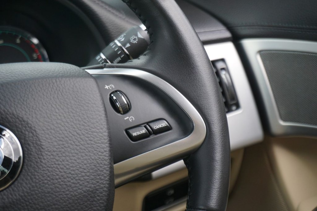 Used Jaguar XF 2014 for sale - 76797597: Photo 46