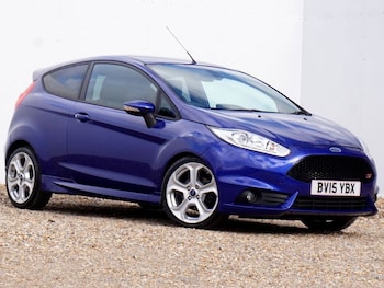Used Ford Fiesta 2015 for sale - 78425798: Photo
