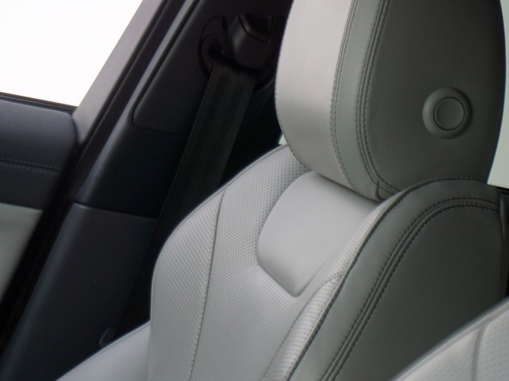 Used Land Rover Range Rover Evoque 2015 for sale - 78002854: Photo 11