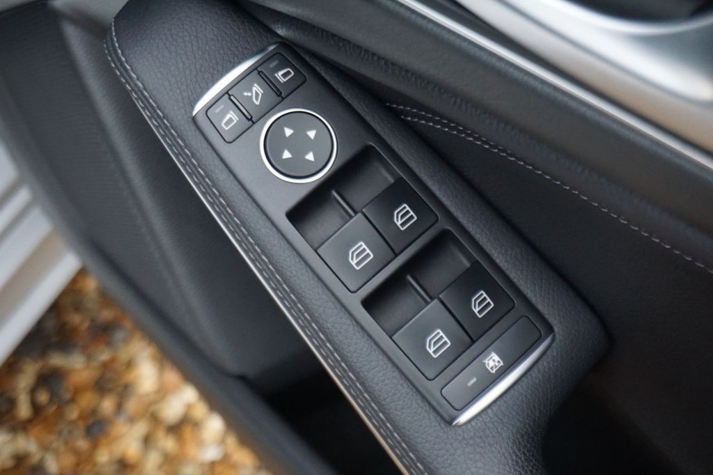 Used Mercedes-Benz A-Class 2016 for sale - 76783509: Photo 50