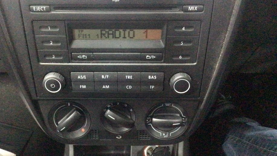 Used Volkswagen Fox 2011 for sale - 77667348: Photo 8