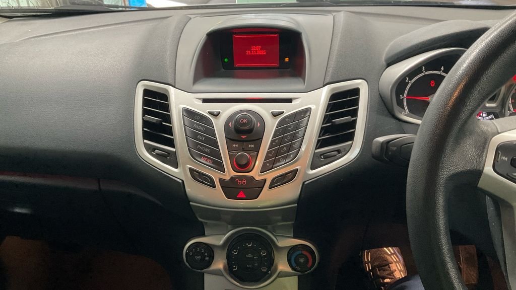 Used Ford Fiesta 2012 for sale - 76784248: Photo 8