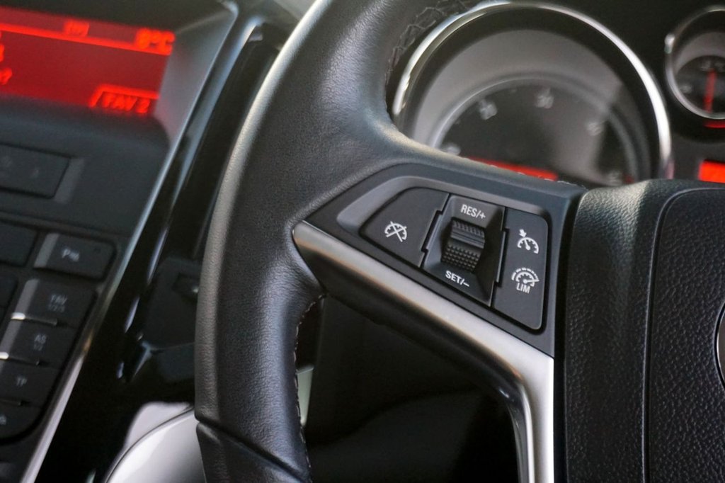 Used Vauxhall Astra 2015 for sale - 77165886: Photo 29