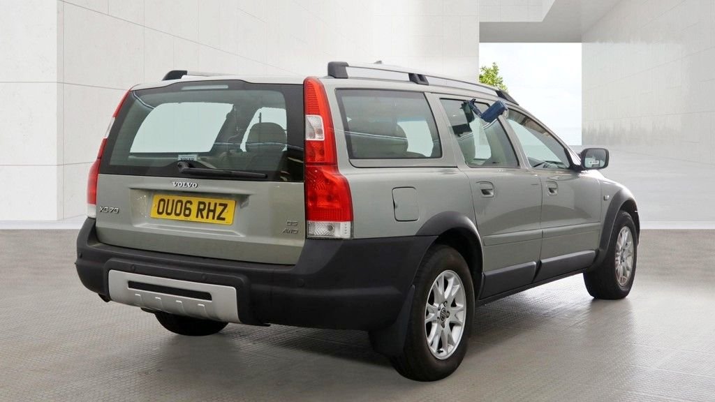 Used Volvo XC70 2006 for sale - 78212473: Photo 4