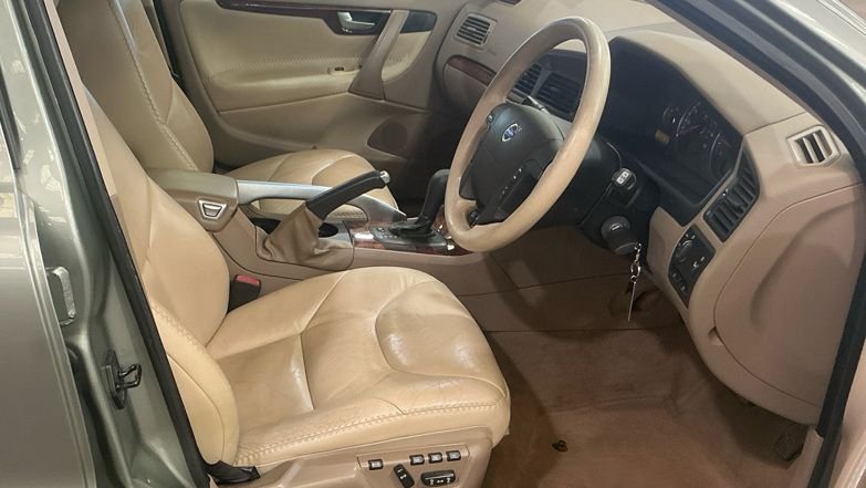 Used Volvo XC70 2006 for sale - 78212473: Photo 6