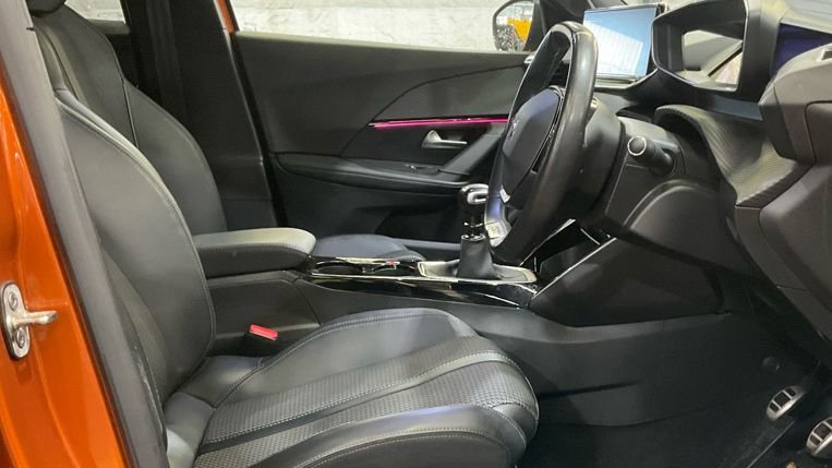 Used Peugeot 2008 2021 for sale - 77020454: Photo 5