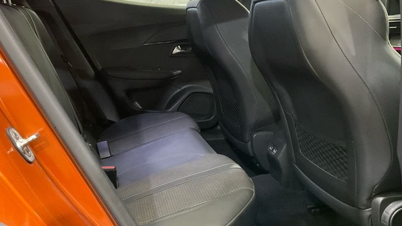 Used Peugeot 2008 2021 for sale - 77020454: Photo 6