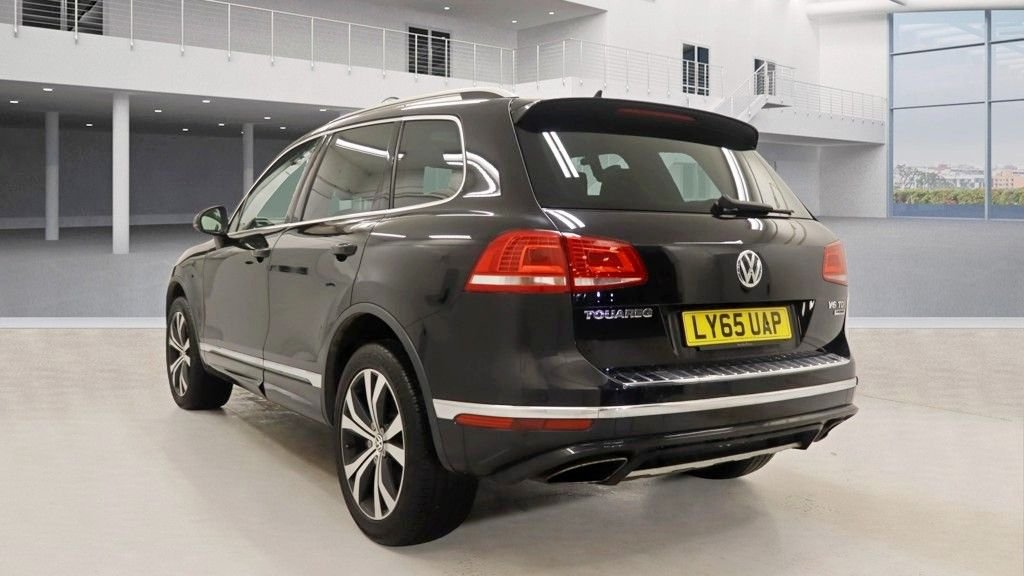 Used Volkswagen Touareg 2016 for sale - 77089381: Photo 4