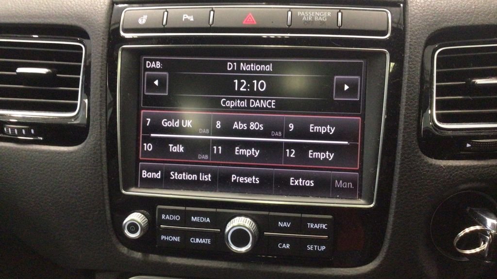 Used Volkswagen Touareg 2016 for sale - 77089381: Photo 8