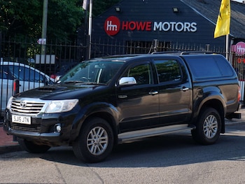 Used Toyota Hilux 2015 for sale - 79072879: Photo