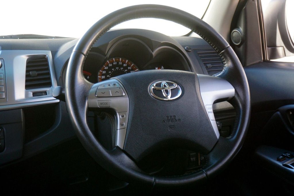 Used Toyota Hilux 2016 for sale - 76783652: Photo 35