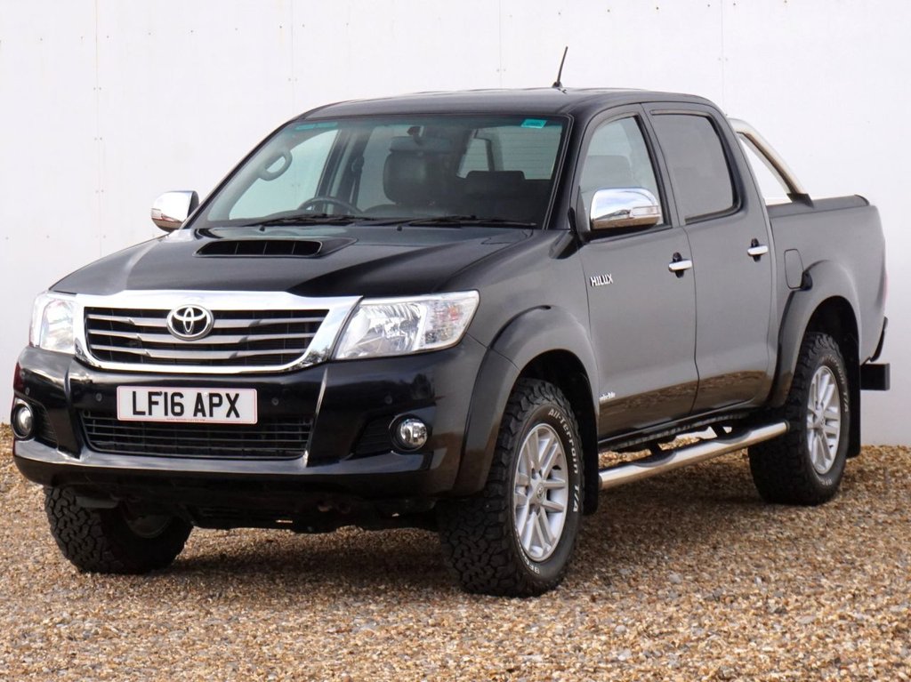 Used Toyota Hilux 2016 for sale - 76783652: Photo 5