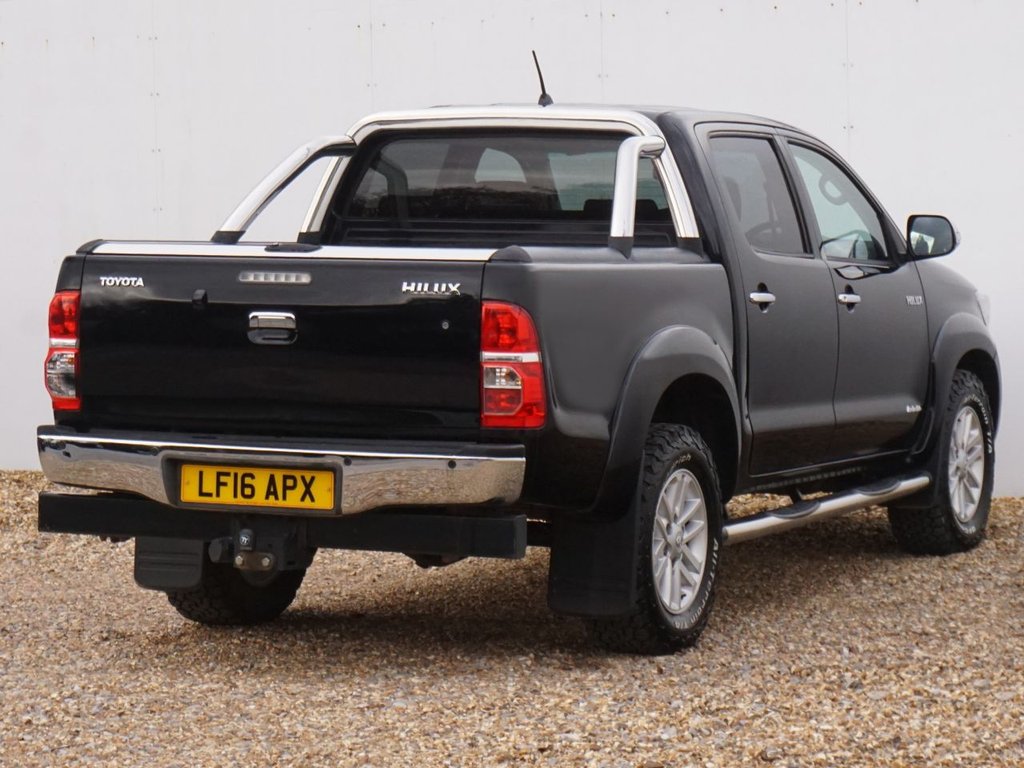 Used Toyota Hilux 2016 for sale - 76783652: Photo 6