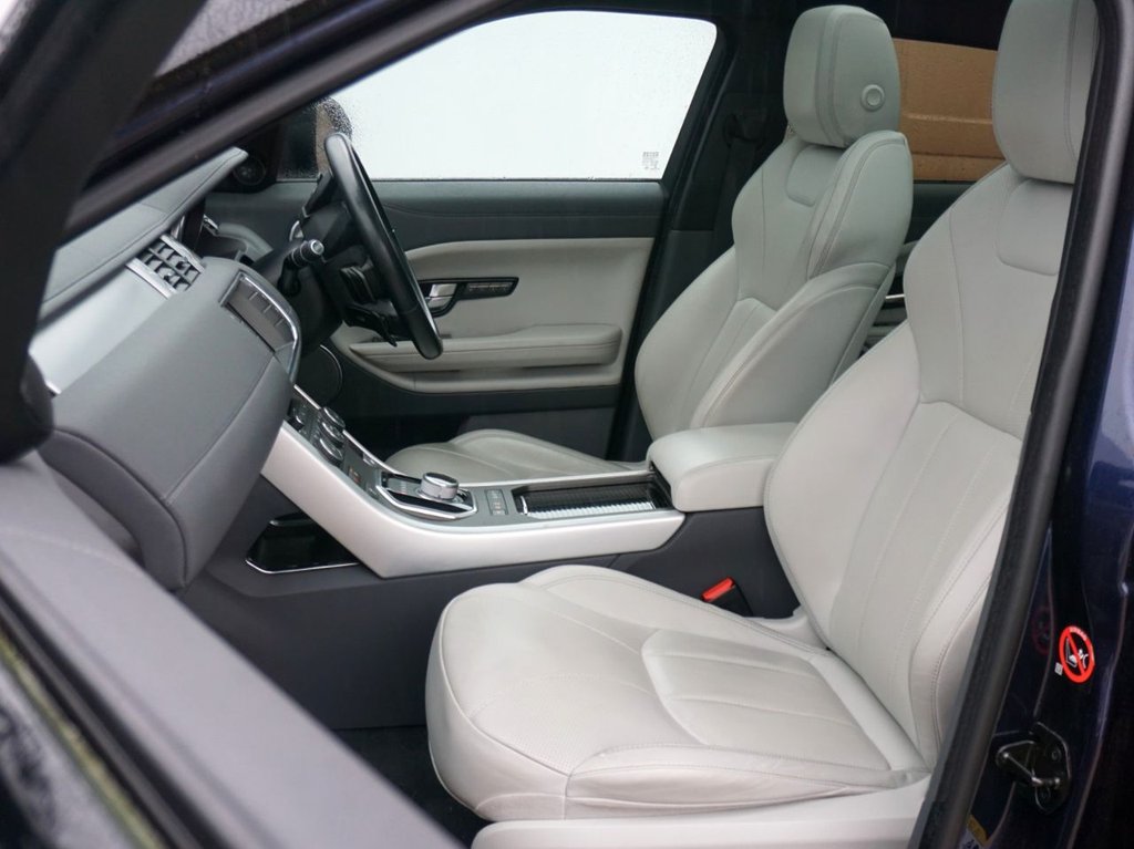 Used Land Rover Range Rover Evoque 2015 for sale - 77905239: Photo 5