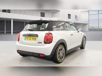 Used MINI Hatch 2022 for sale - 77287963: Photo