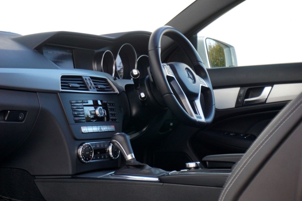 Used Mercedes-Benz C Class 2013 for sale - 76783605: Photo 18