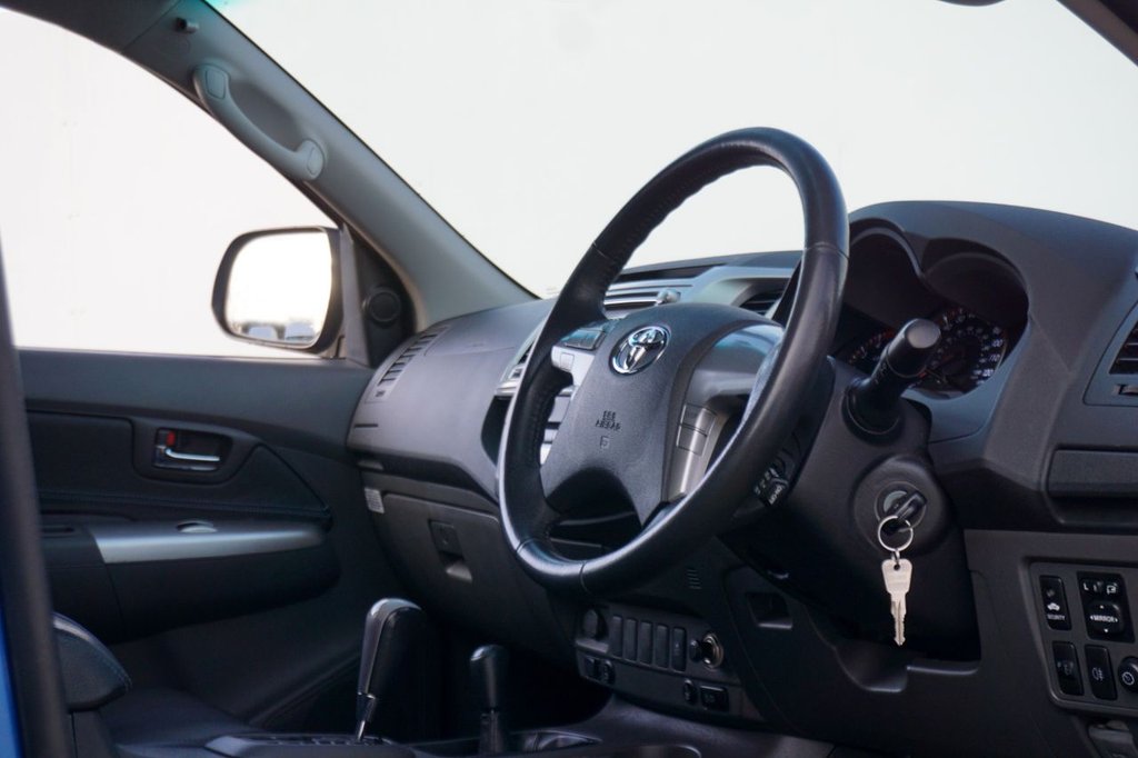 Used Toyota Hilux 2013 for sale - 77212133: Photo 19