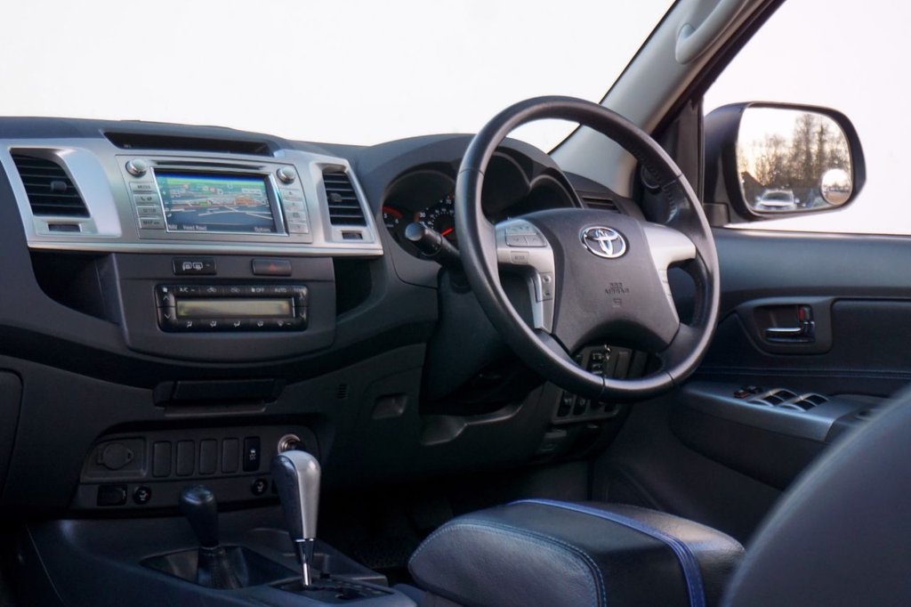 Used Toyota Hilux 2013 for sale - 77212133: Photo 23