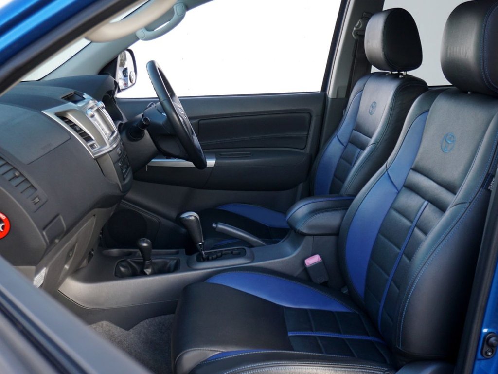 Used Toyota Hilux 2013 for sale - 77212133: Photo 9