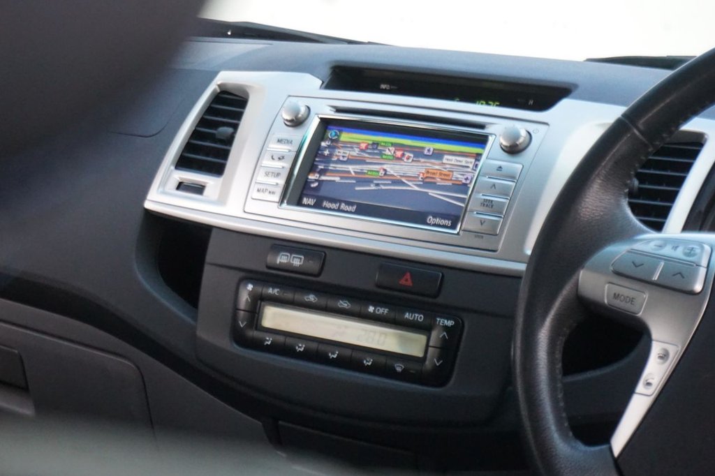 Used Toyota Hilux 2013 for sale - 77089011: Photo 26