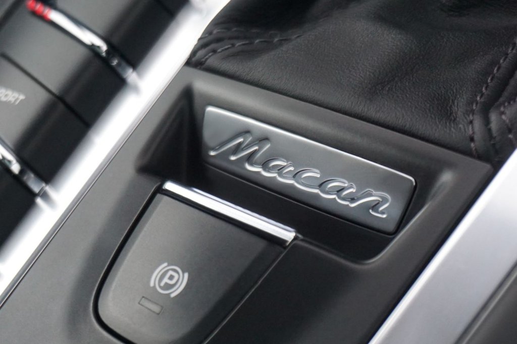 Used Porsche Macan 2014 for sale - 77153430: Photo 28