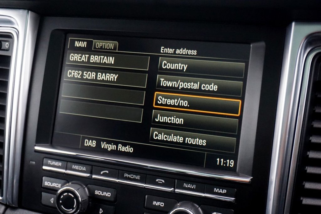 Used Porsche Macan 2014 for sale - 77153430: Photo 31