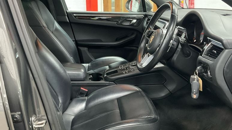 Used Porsche Macan 2014 for sale - 77153430: Photo 5