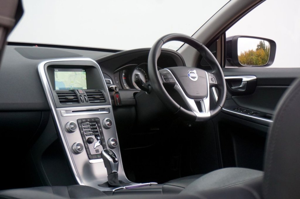 Used Volvo XC60 2016 for sale - 76855099: Photo 21